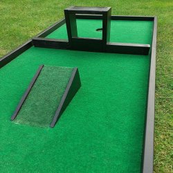 15 Huls minigolfanl�g model Italien