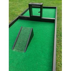 6 Huls minigolfanlg model Tjekkiet