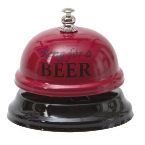 Ring for a beer hotel klokke
