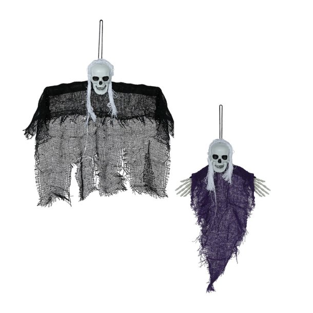 Cute hanging skelet