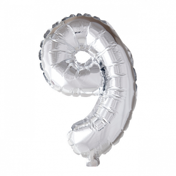 Slv folieballon som tallet 9